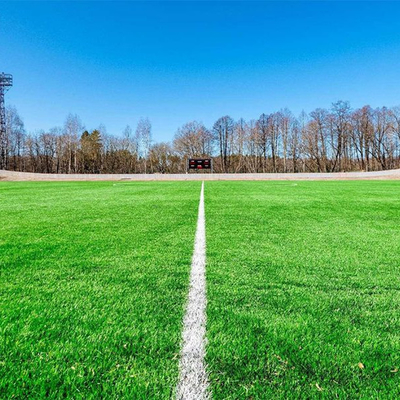 サッカー 人工芝生 尺寸 5/8 インチ PE素材 緑色 偽草 サッカー場や学校の遊び場