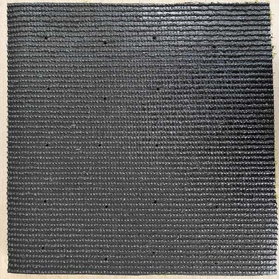 PU 粘着 28mm 13800 Dtex 景観 人工草 ダブル PP 裏庭 バルコニー 裏庭 装飾 紫外線耐性 低保養