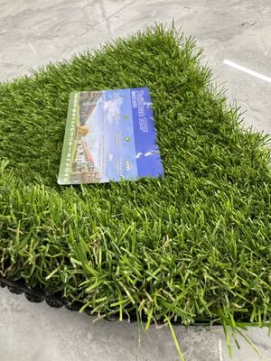 裏庭、庭、パティオ、道路用の45mmパイル高、5色、非方向性人工芝